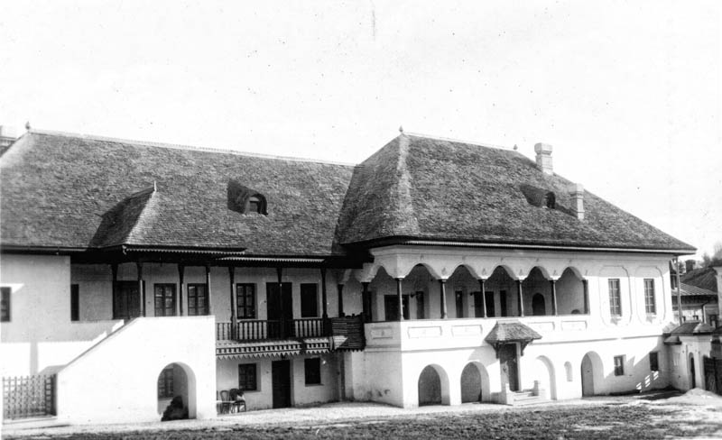 Casa Gică Ștefănescu - secția de etnografie a Muzeului Municipal Câmpulung