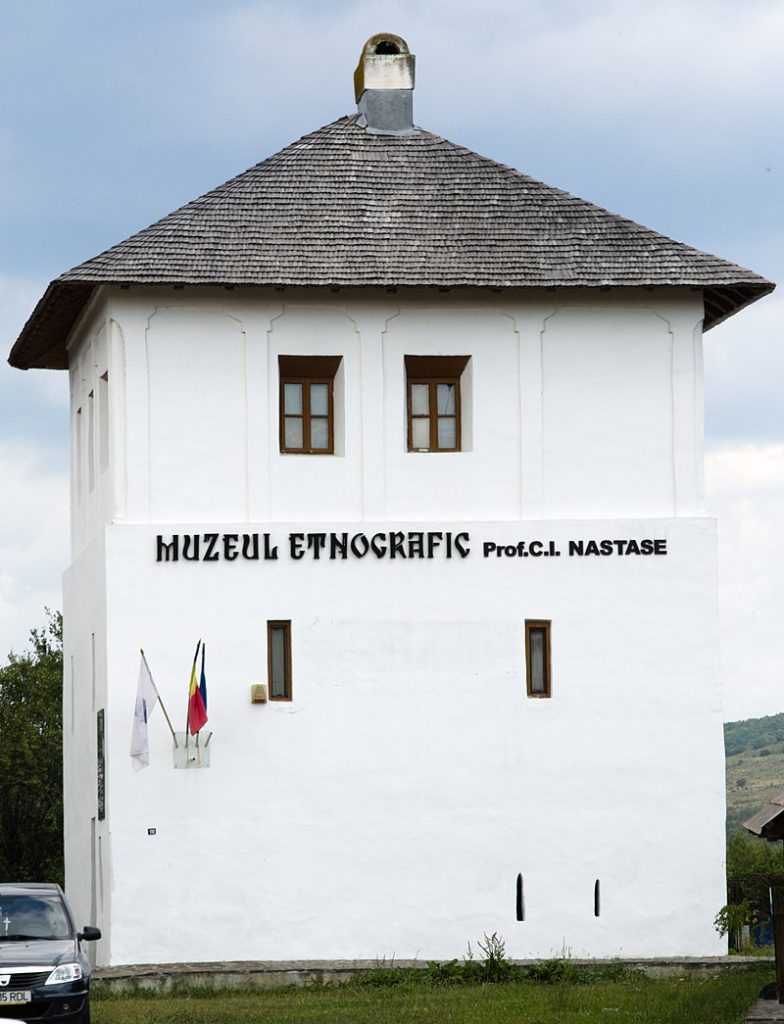 Cula Racovița, Mioveni