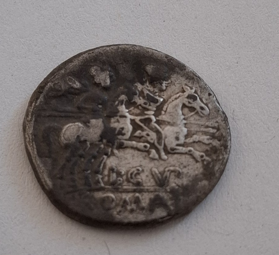 Denar roman, revers