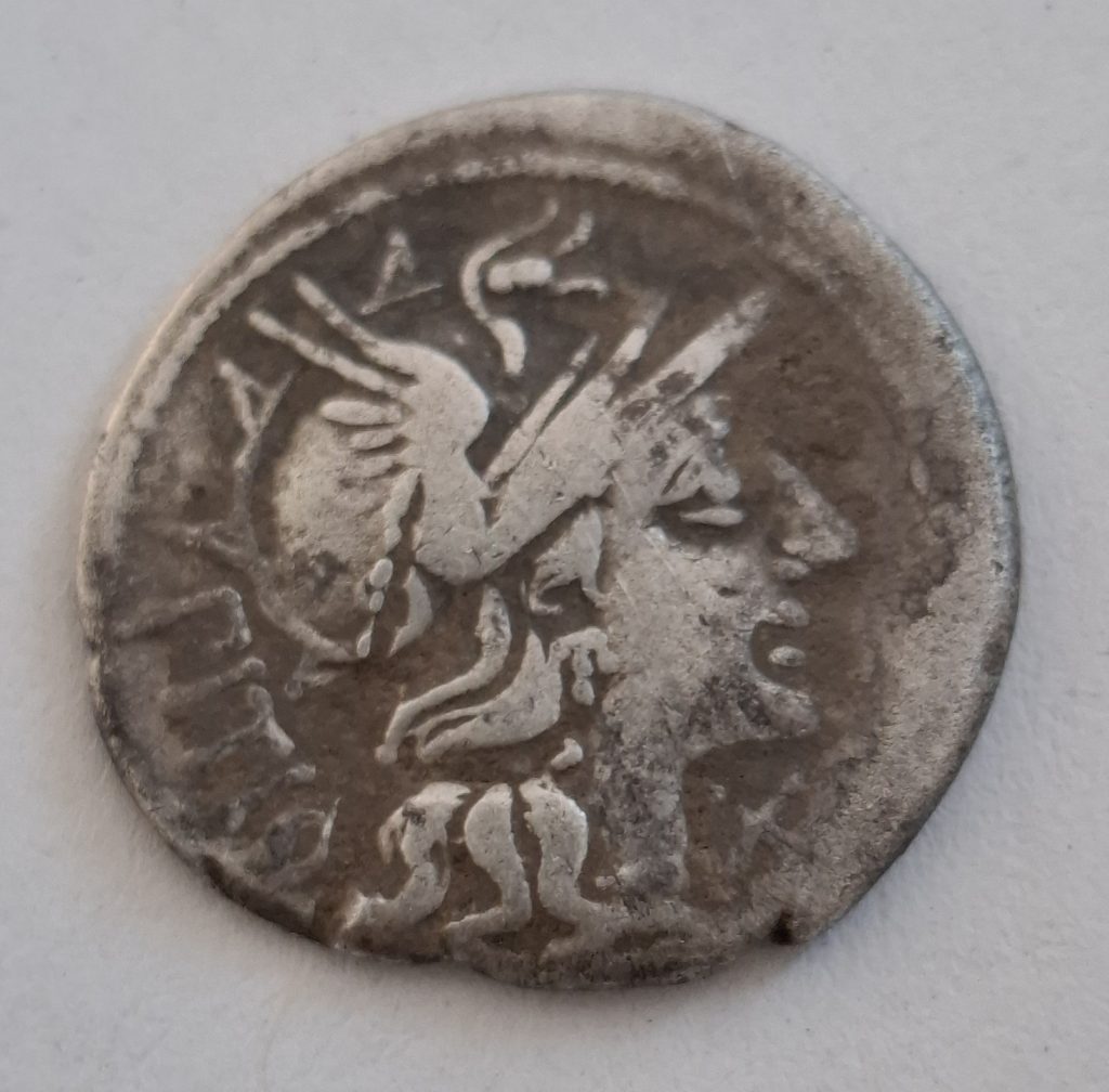 Denar roman, avers